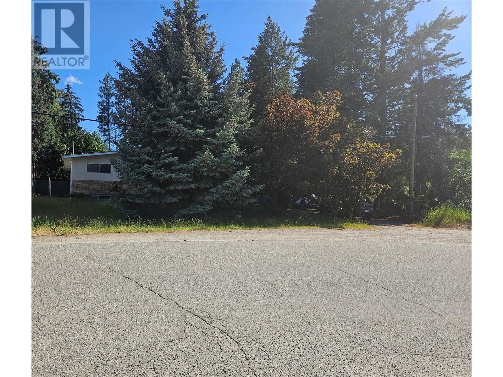 305 & 295 Clarissa Road