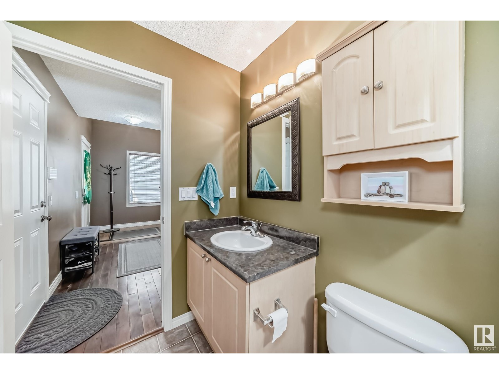 348 ASCOTT CR