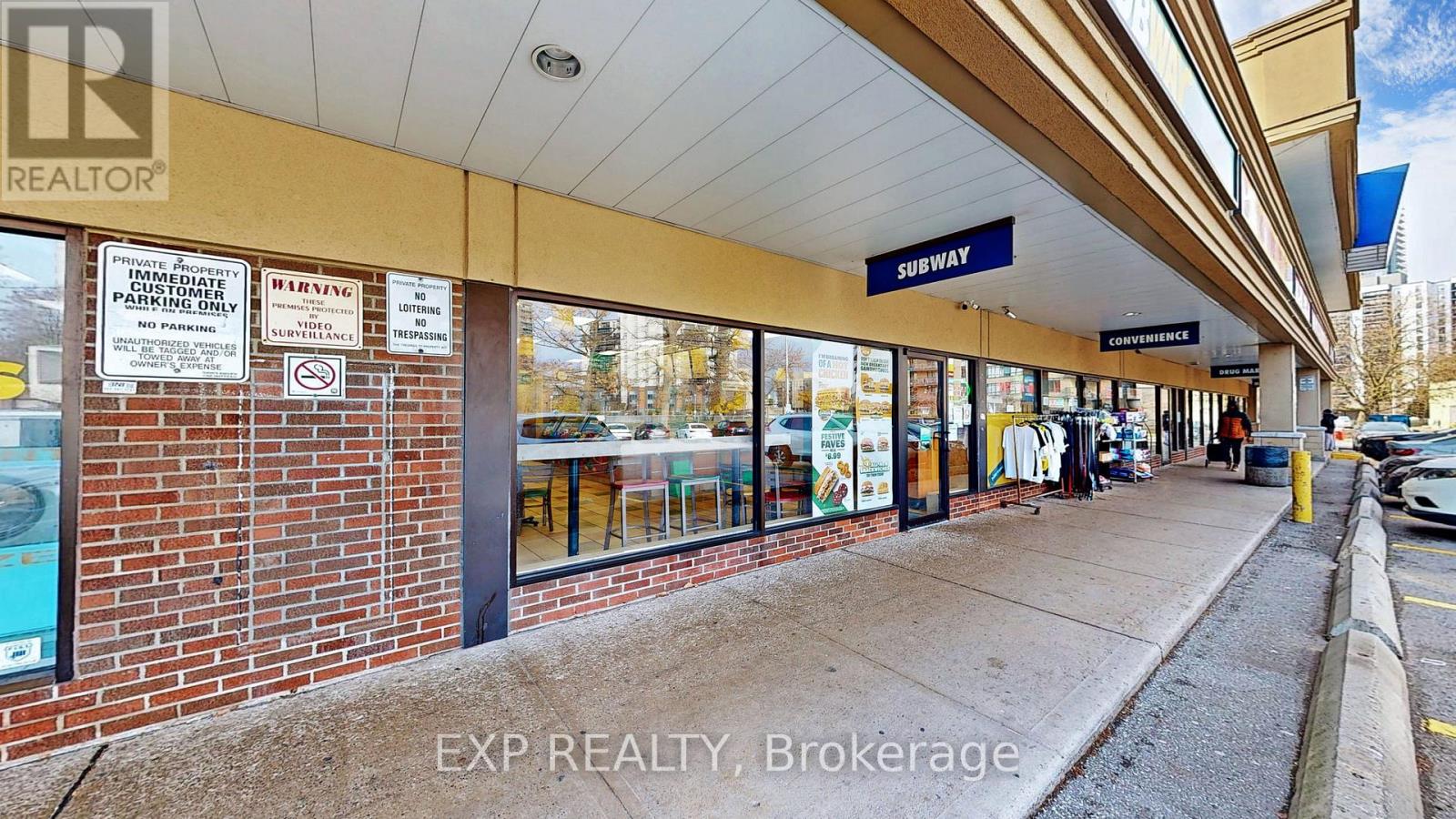 105 PARKWAY FOREST DRIVE