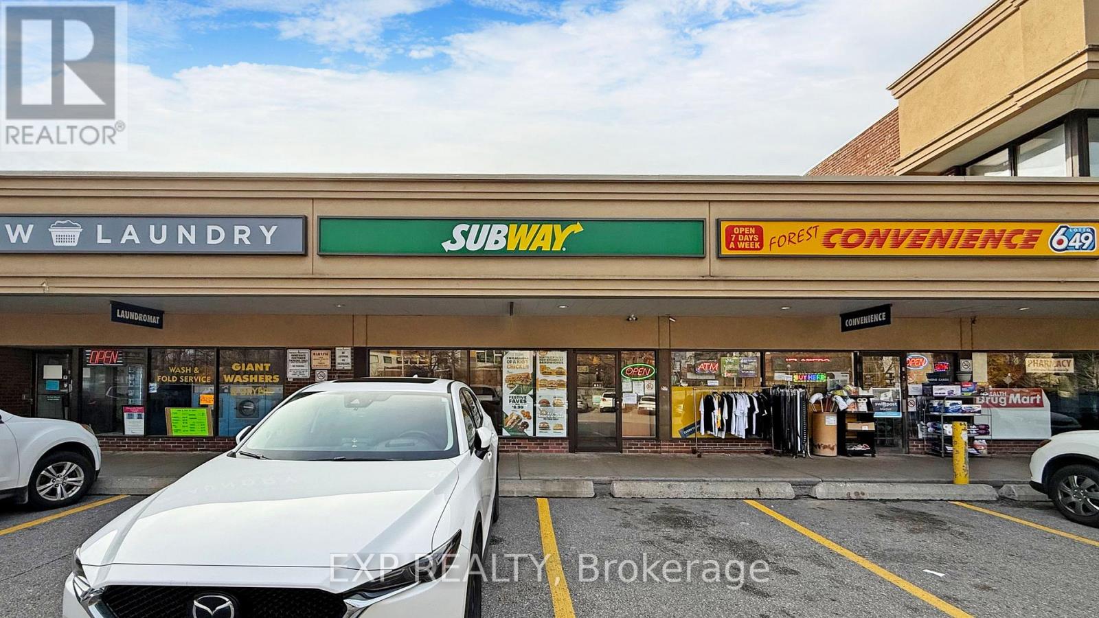 105 PARKWAY FOREST DRIVE