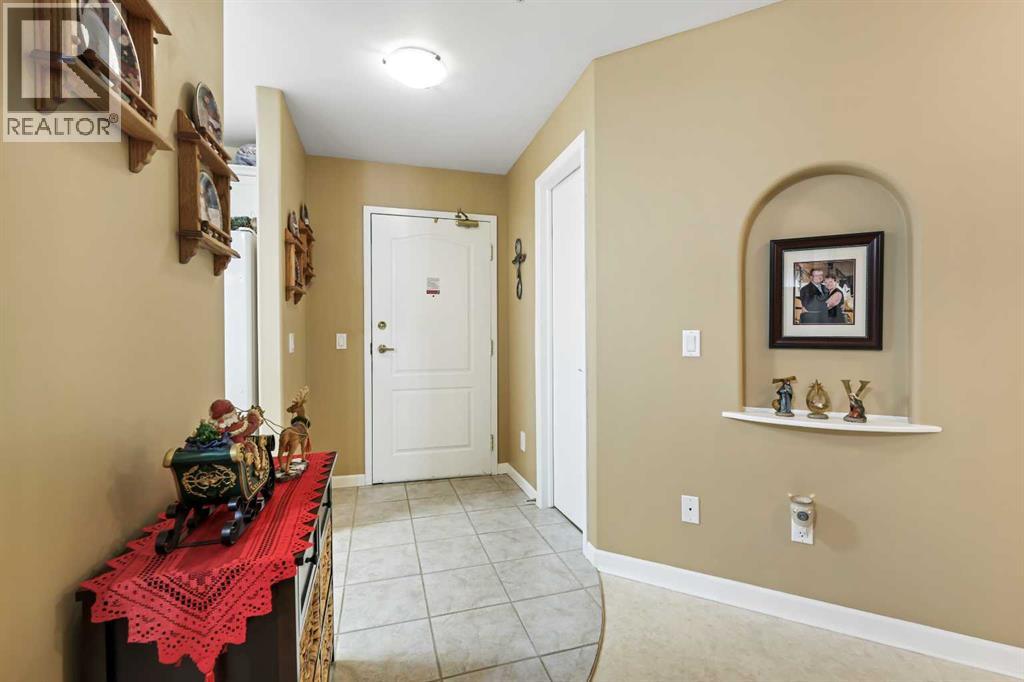 104, 43 Westlake Circle