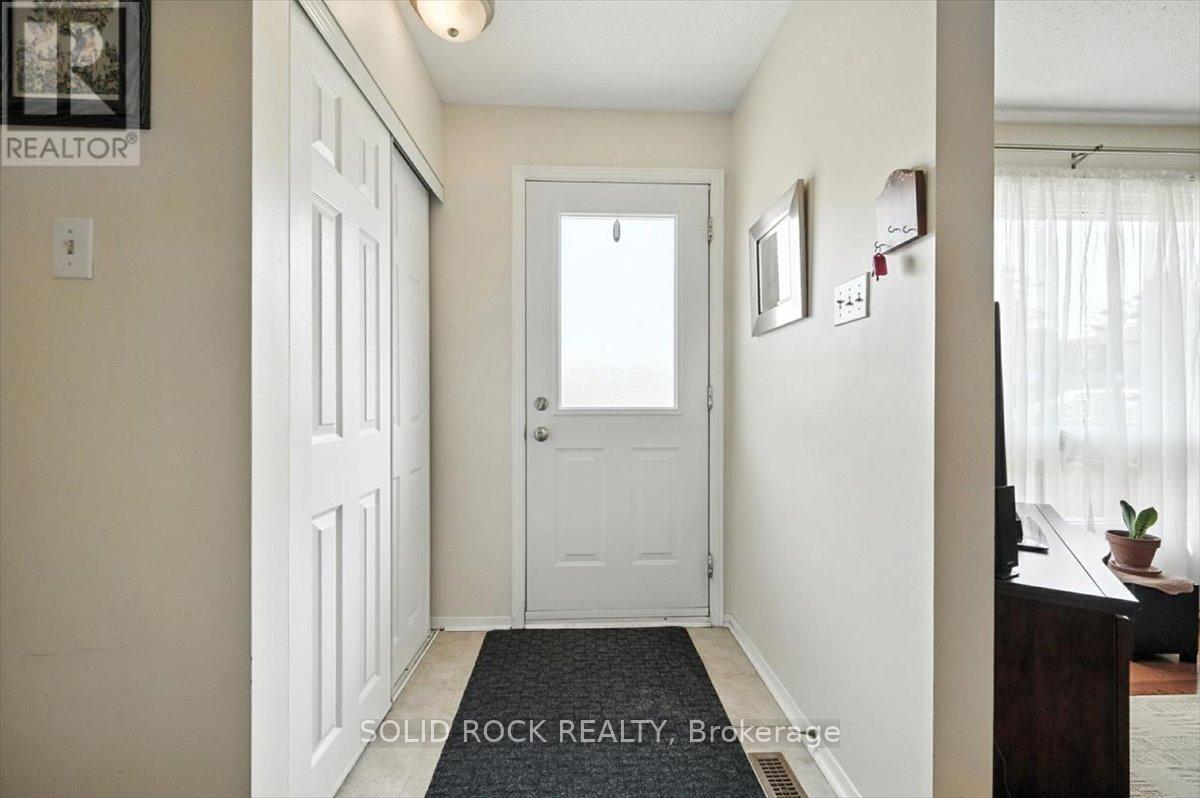 161 TEAL CRESCENT