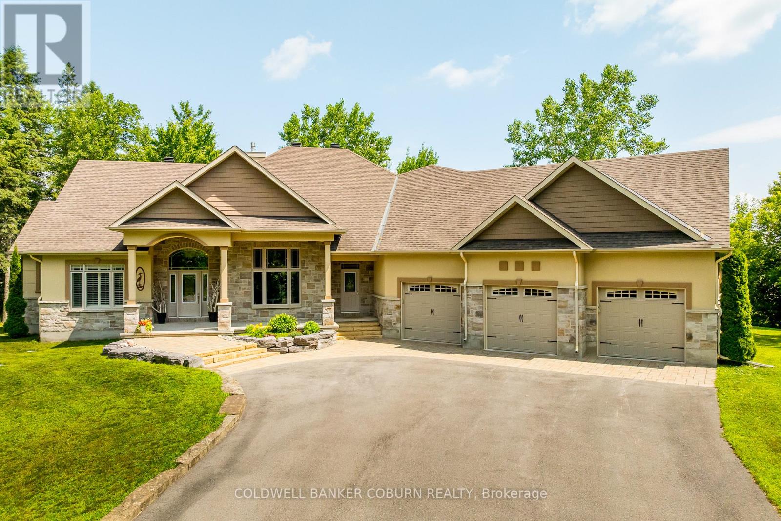 515 WEST LAKE CIRCLE