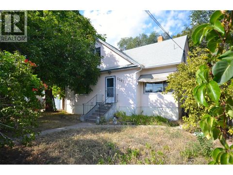 2203 45 Avenue Vernon BC V1T3M9