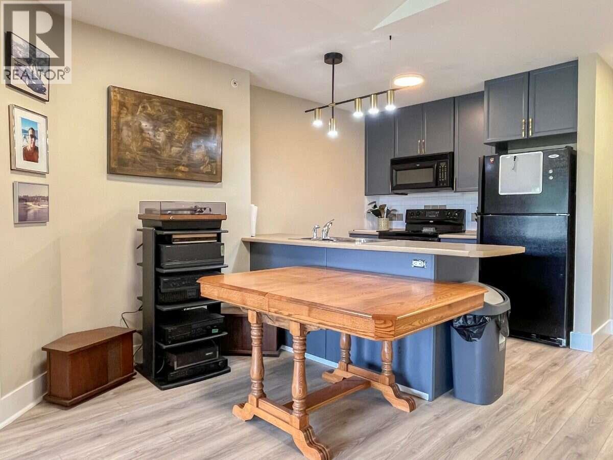 246 HASTINGS Avenue Unit# 405