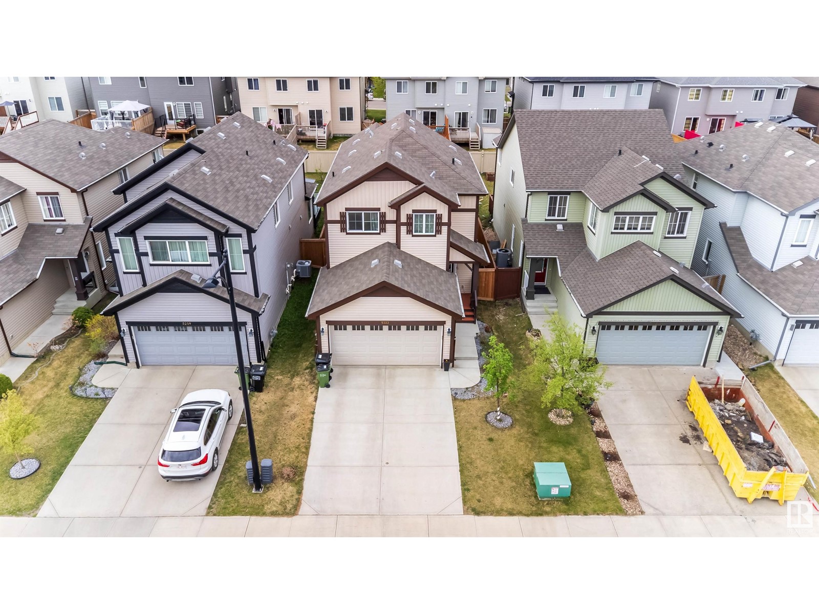 5223 19A AV SW