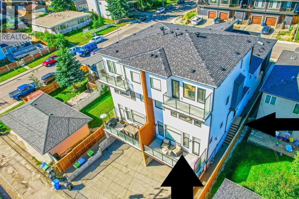 Unit 2, 940 38th Street SW