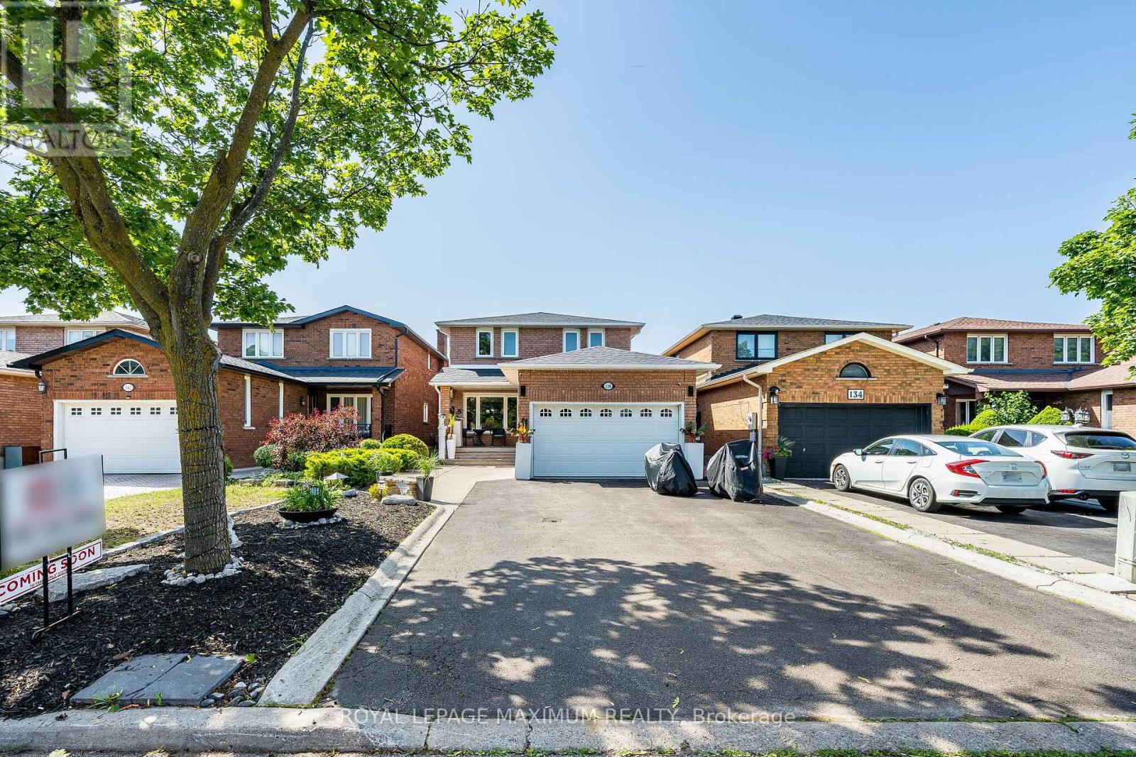 Photo 1 of 50 — 138 JACKMAN CRESCENT, Vaughan (West Woodbridge), ON L4L6P1