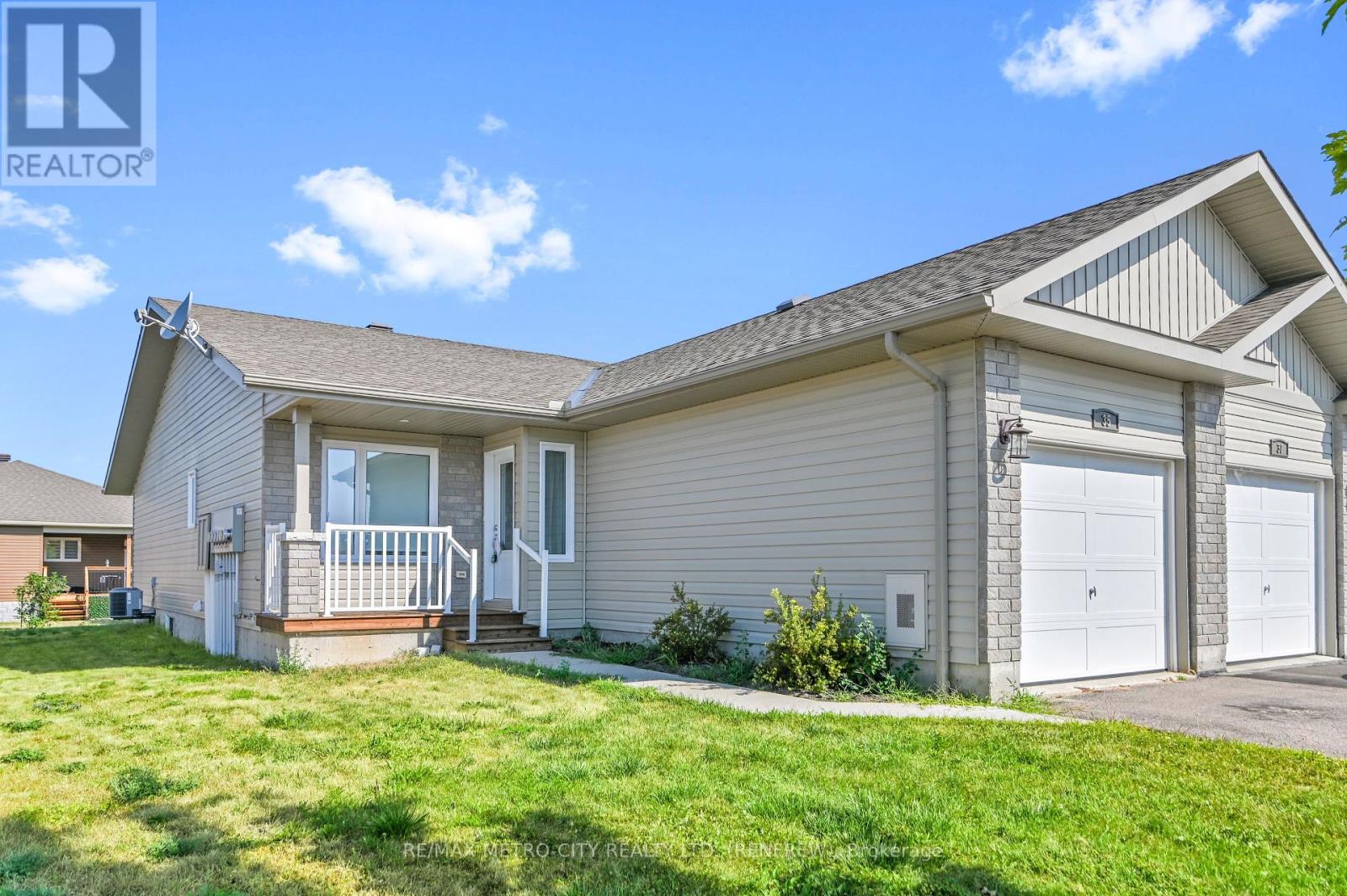 35 OTTERIDGE DRIVE