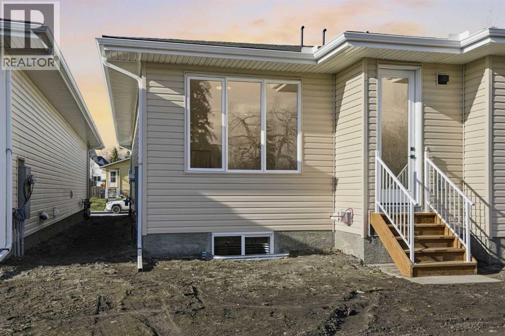 121 5 Avenue SE