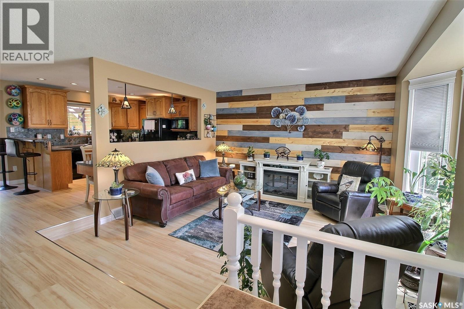 10 PEREVERZOFF PLACE
