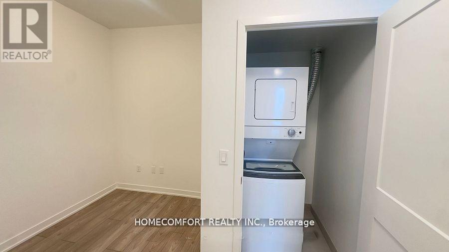 1122 - 498 CALDARI ROAD