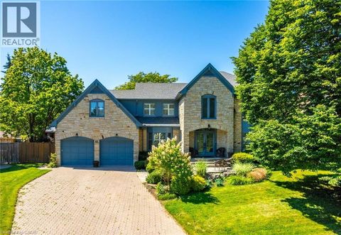 81 FLANDERS Drive Waterdown ON L8B0G6