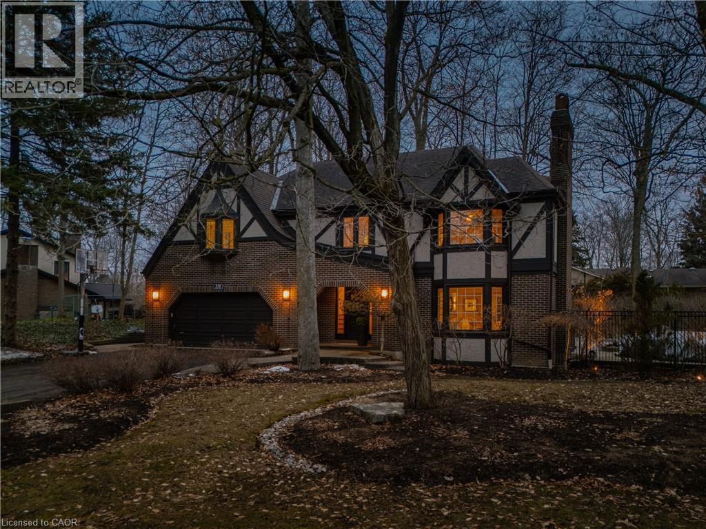 370 GREEN ACRES Drive