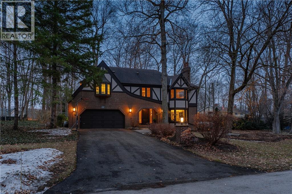 370 GREEN ACRES Drive