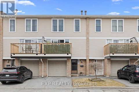 D - 284 DALEHURST DRIVE Ottawa ON K2G4J5