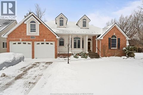 12127 EMMA MARIA Tecumseh ON N8N0G4