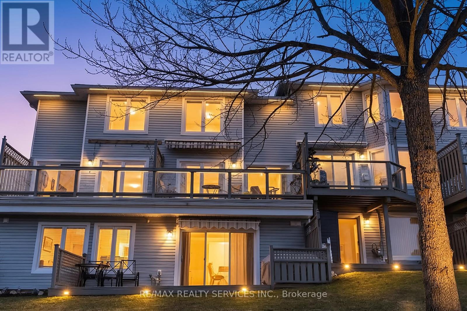 9 - 245 BISHOP STREET S