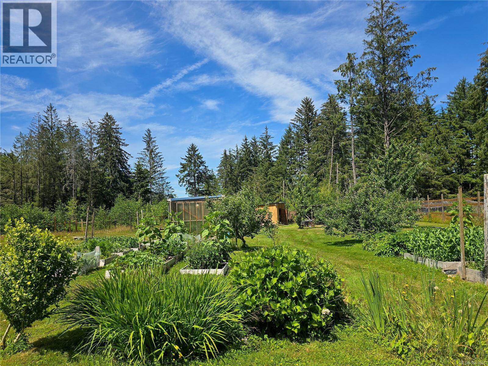 754 Sayward Rd
