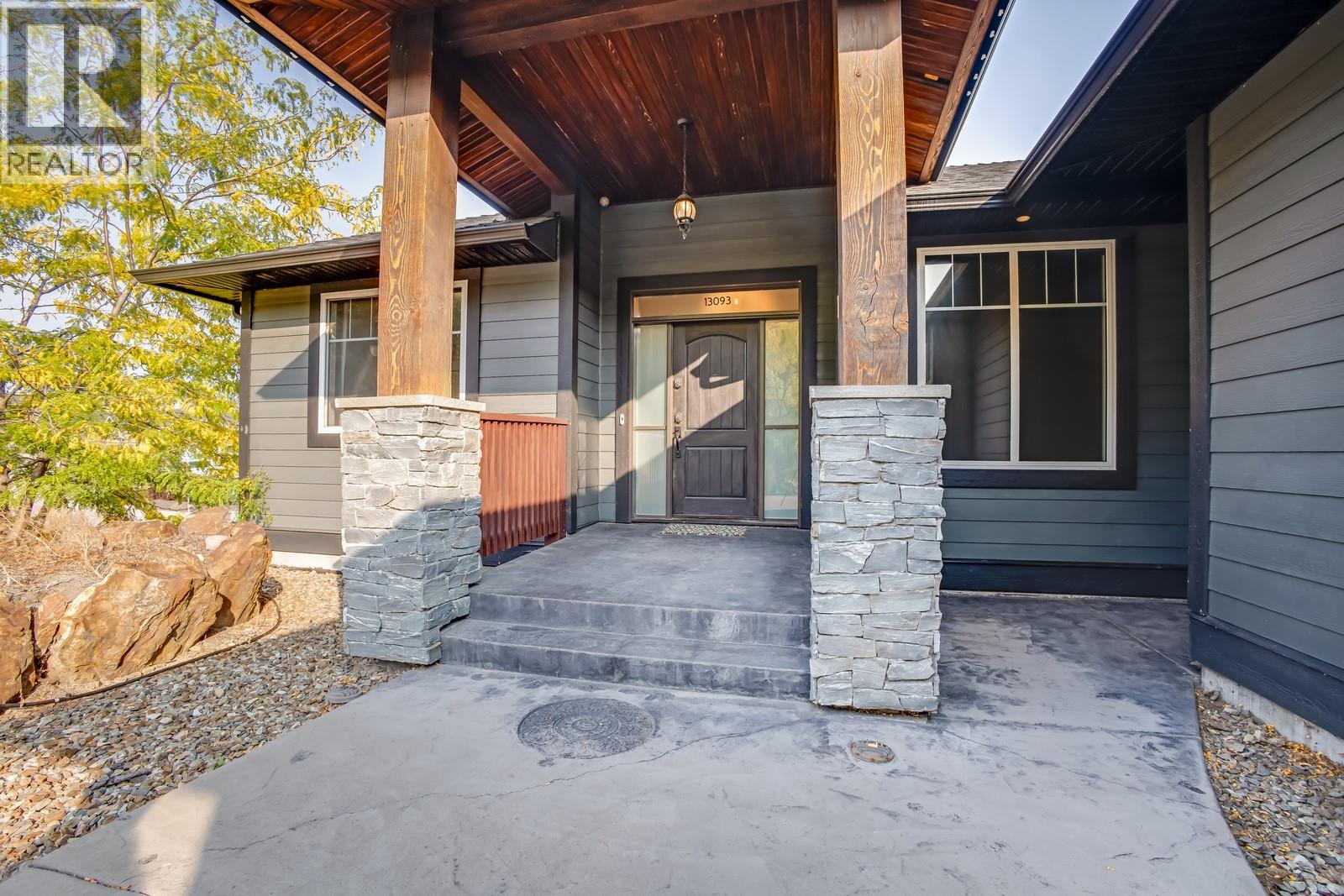 13093 Shoreline Drive