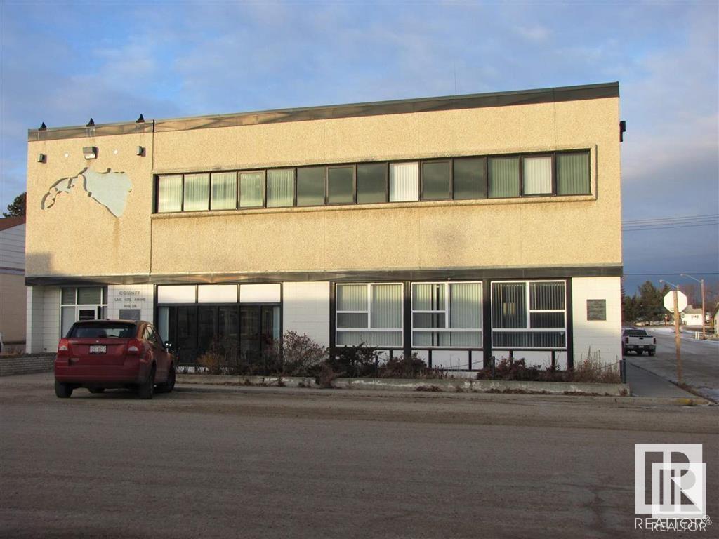 4928 50 St