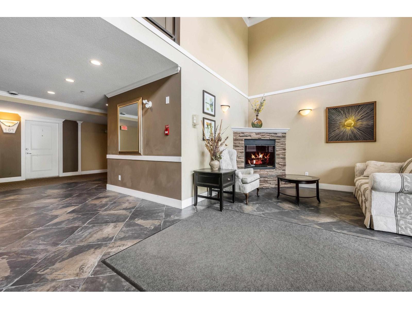 309 2038 SANDALWOOD CRESCENT