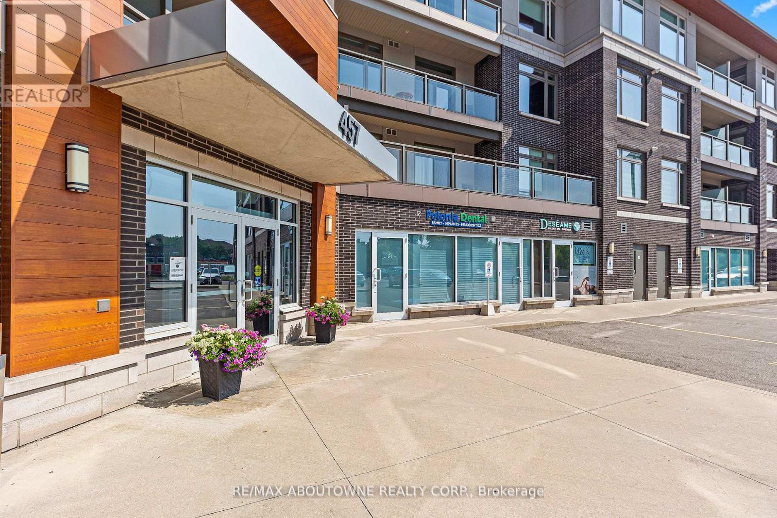 322 - 457 PLAINS ROAD E