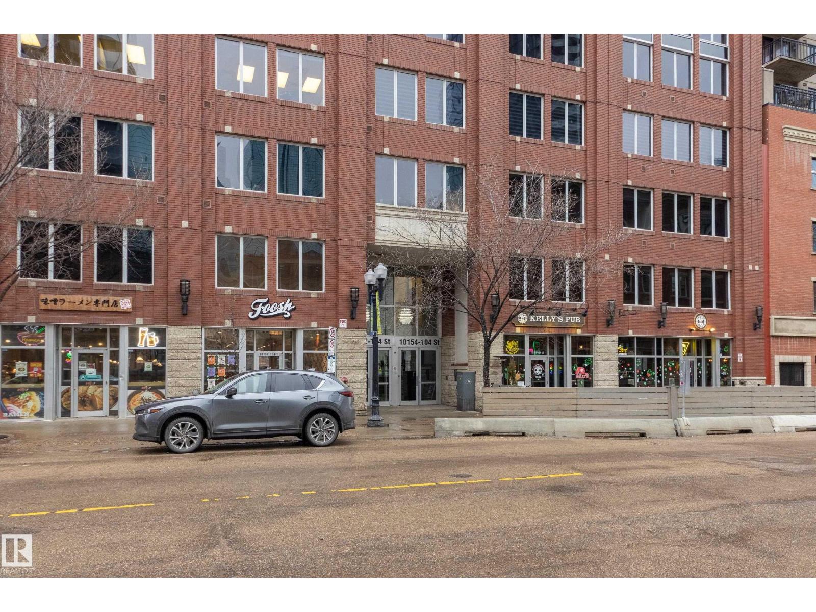 #2004 10152 104 ST NW