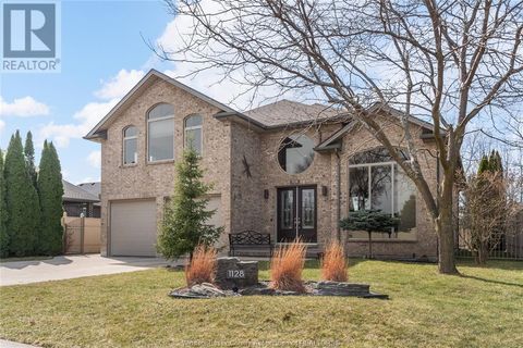 1128 JILLIAN CRT Lakeshore ON N8L0W7