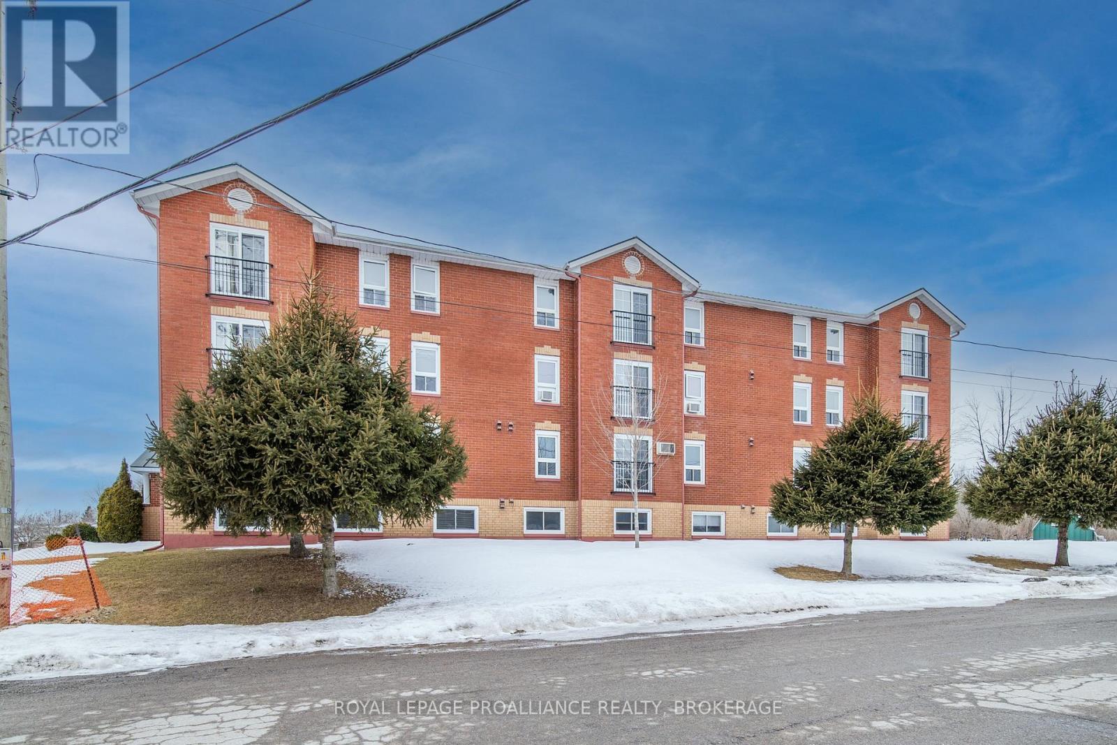 405 - 550 TALBOT PLACE