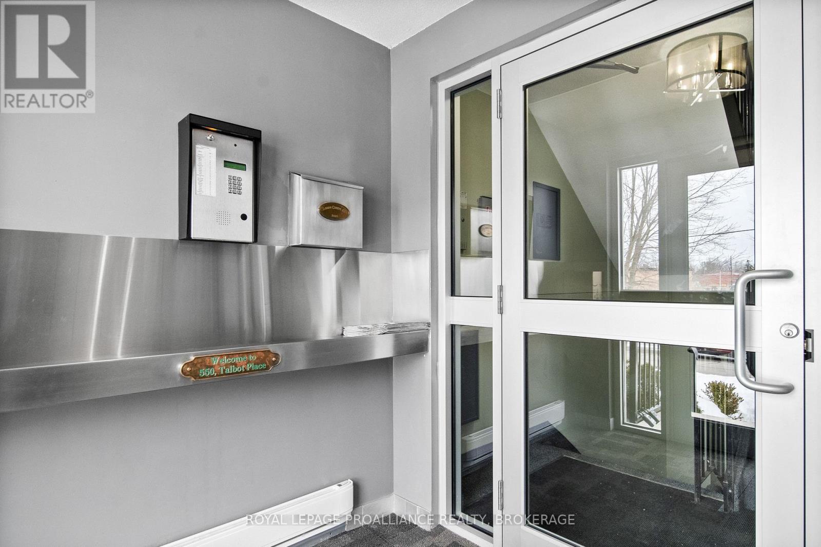 405 - 550 TALBOT PLACE