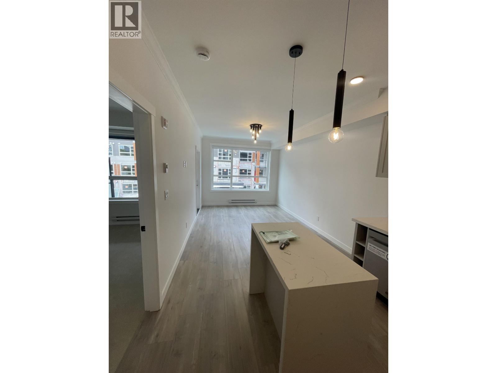 228 12109 223 STREET