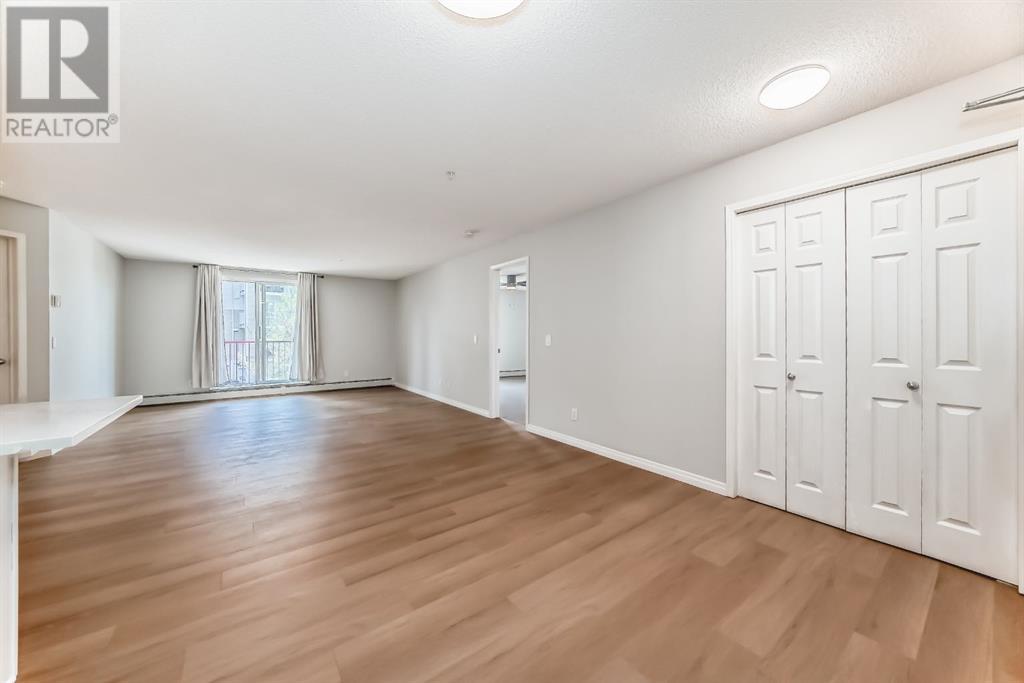 207, 9 Country Village Bay NE