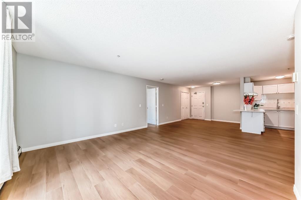 207, 9 Country Village Bay NE
