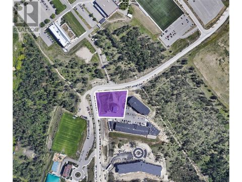 975 - 985 ACADEMY Way Kelowna BC V1V3C8