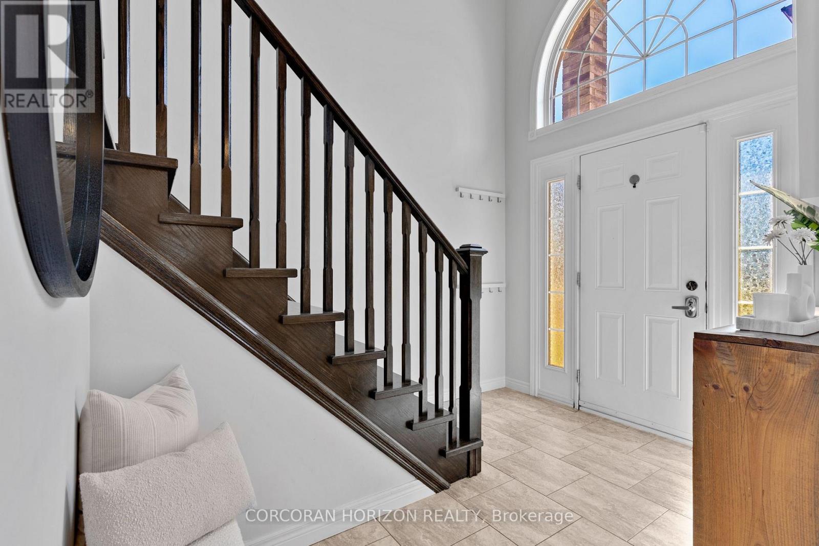 135 BROADOAKS DRIVE