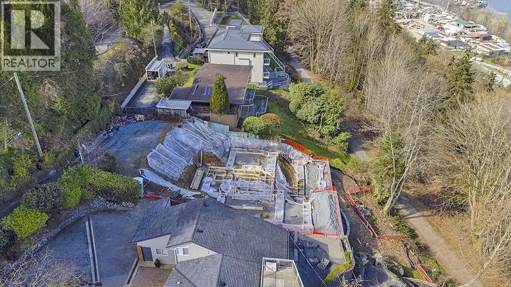 5645 HIGHFIELD DRIVE