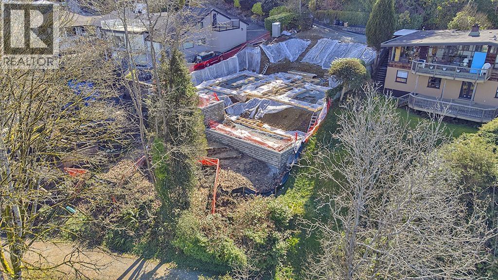 5645 HIGHFIELD DRIVE