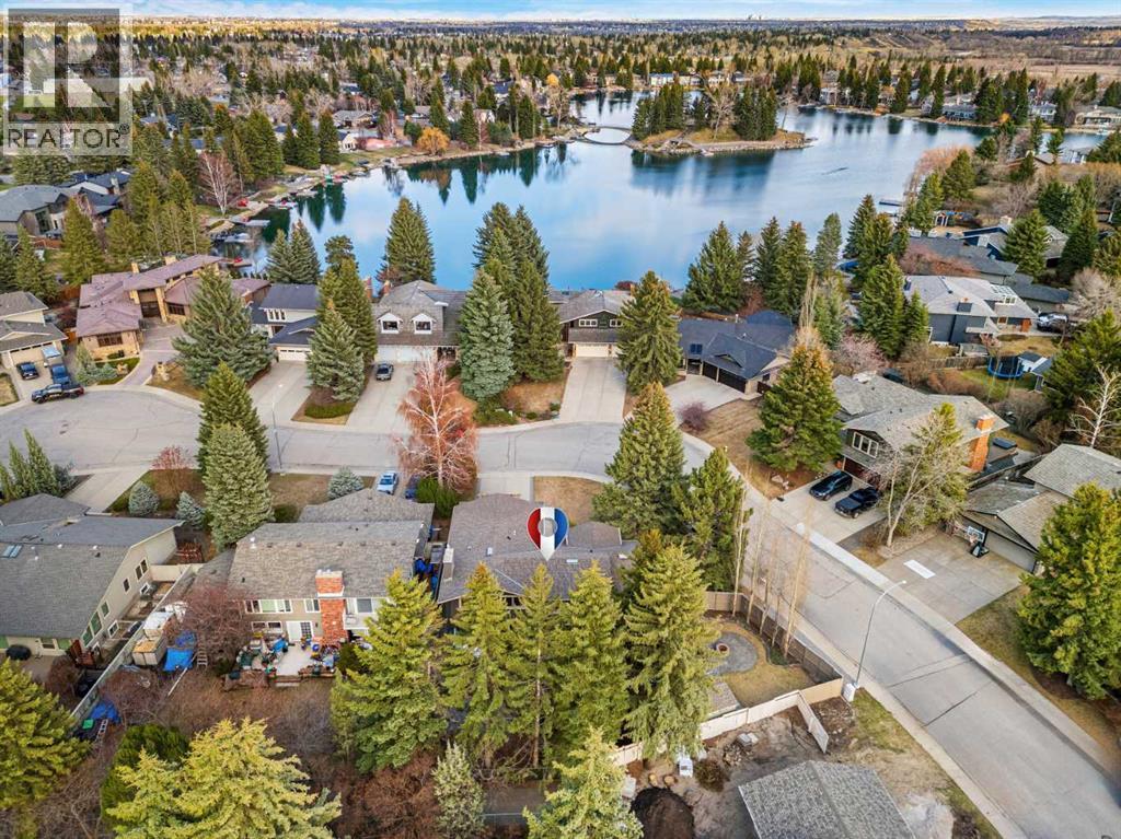 159 Lake Placid Place SE