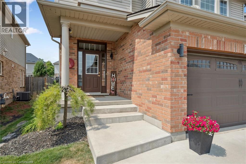 252 COLTON Circle
