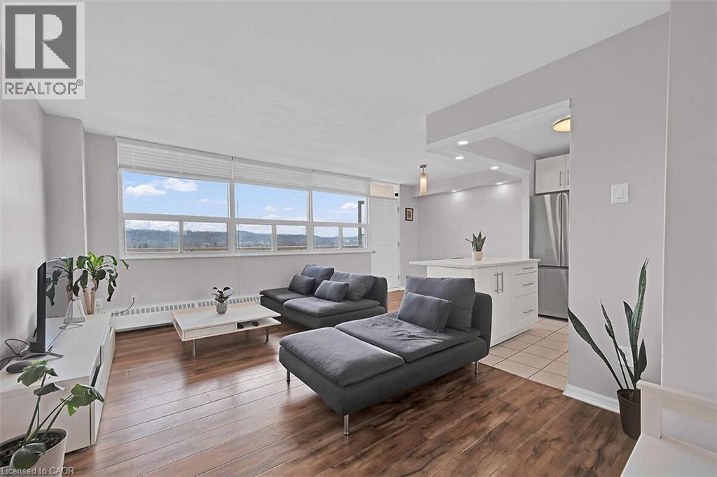 15 ALBRIGHT Road Unit# 811