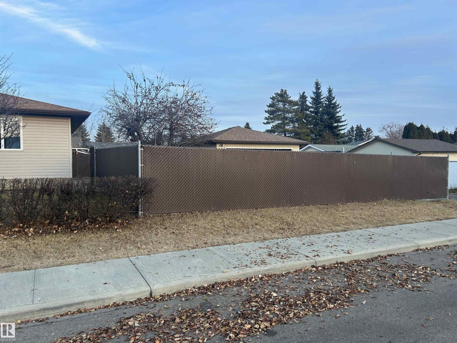 14911 77 ST NW