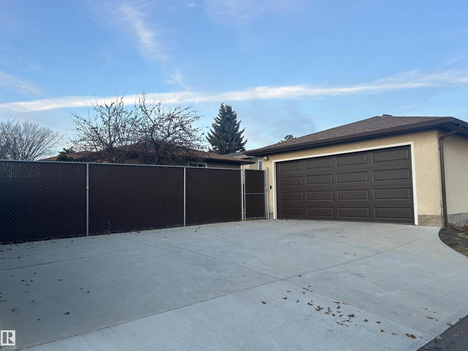 14911 77 ST NW
