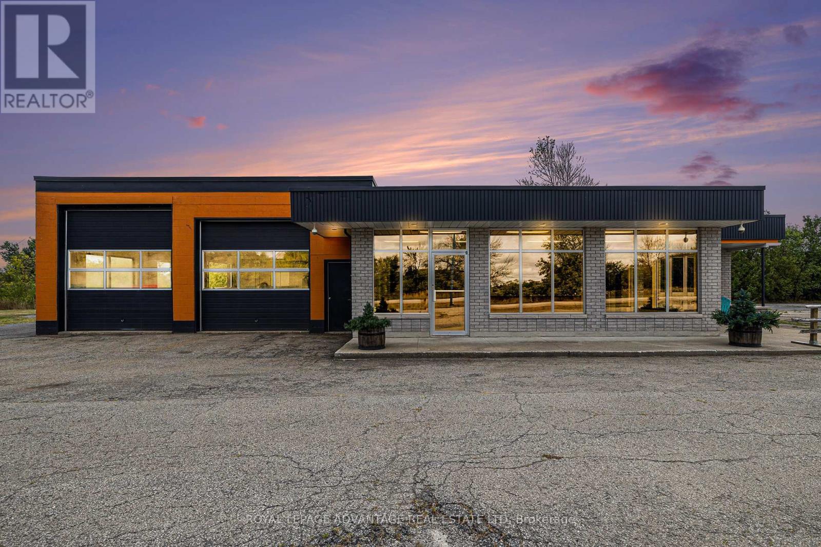 3719 HIGHWAY 15 HIGHWAY N