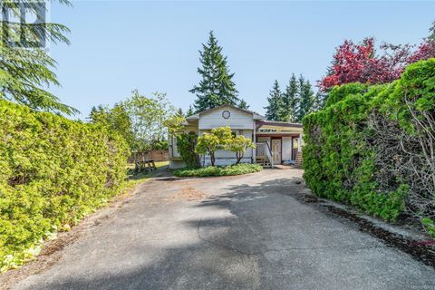 2427 Armstrong Cres Nanoose Bay BC V9P9J9