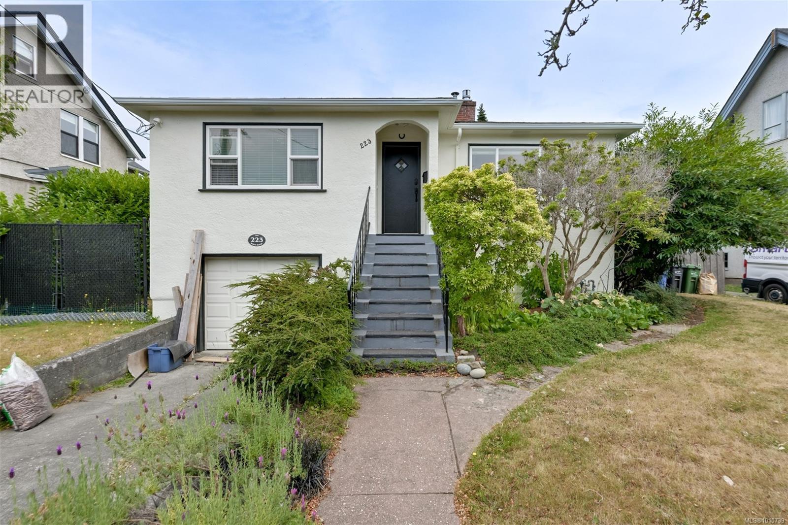 223 Government St