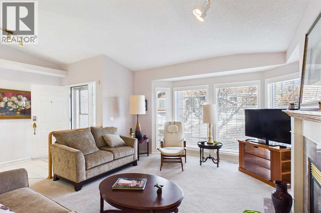 76 Christie Gardens SW