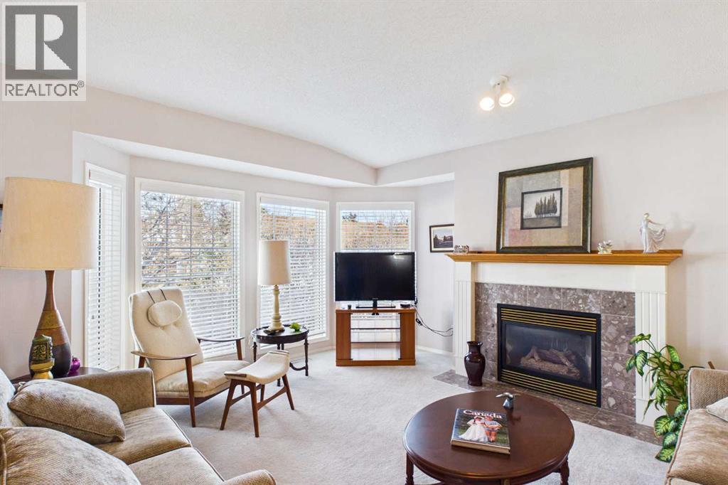 76 Christie Gardens SW