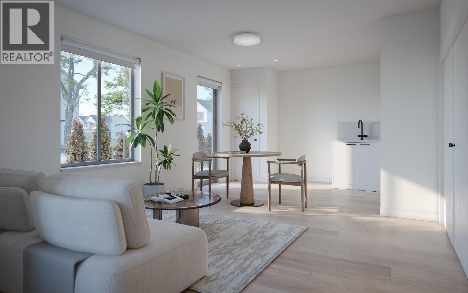 3 2240 E 40TH AVENUE