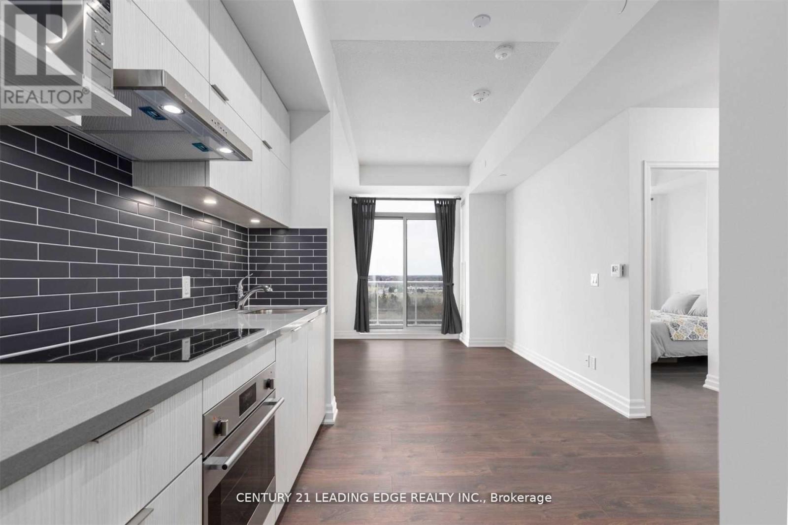 1215 - 8 ROUGE VALLEY DRIVE